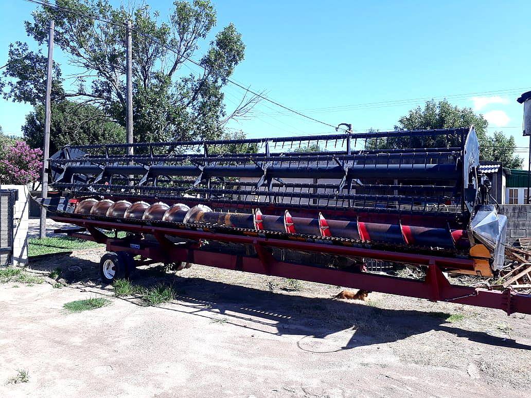 Draper Macdon 2162 año 2009 40 Pies