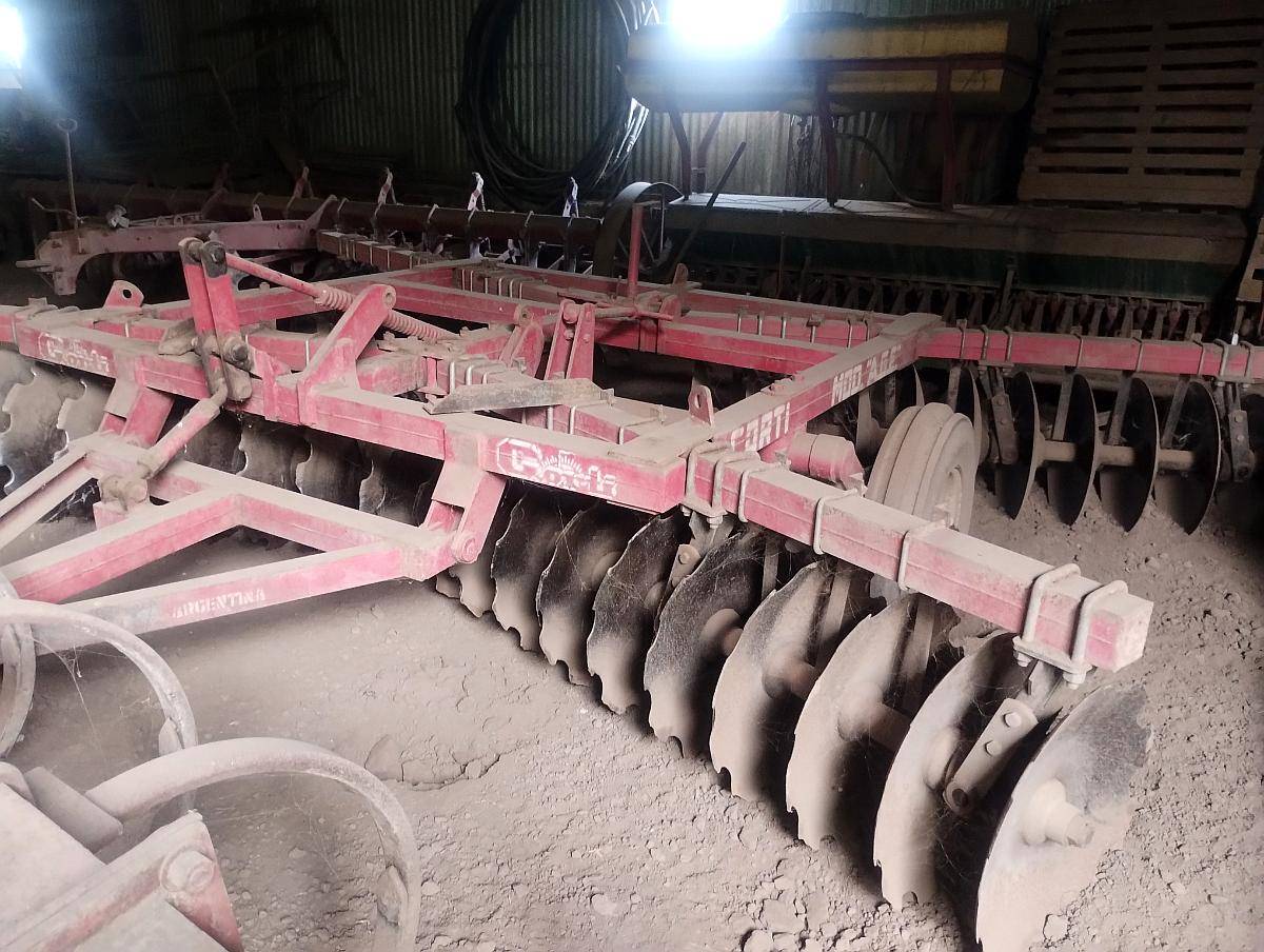 Doble Acción Corti 44