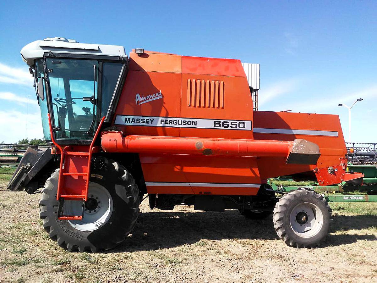 Cosechadora Massey Ferguson 5650 A o 2005 A o 2005 Agroads