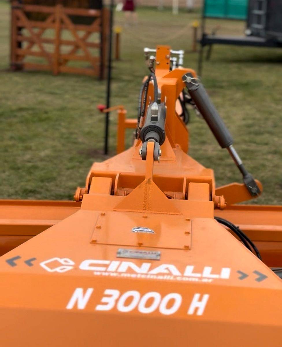 Niveladora de Arrastre - N3000h Cinalli