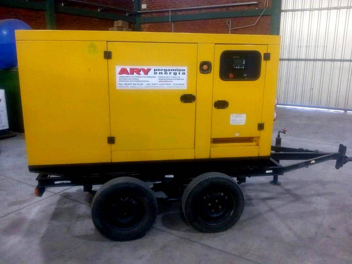 Grupo Electrogeno, New Holland 45 KVA