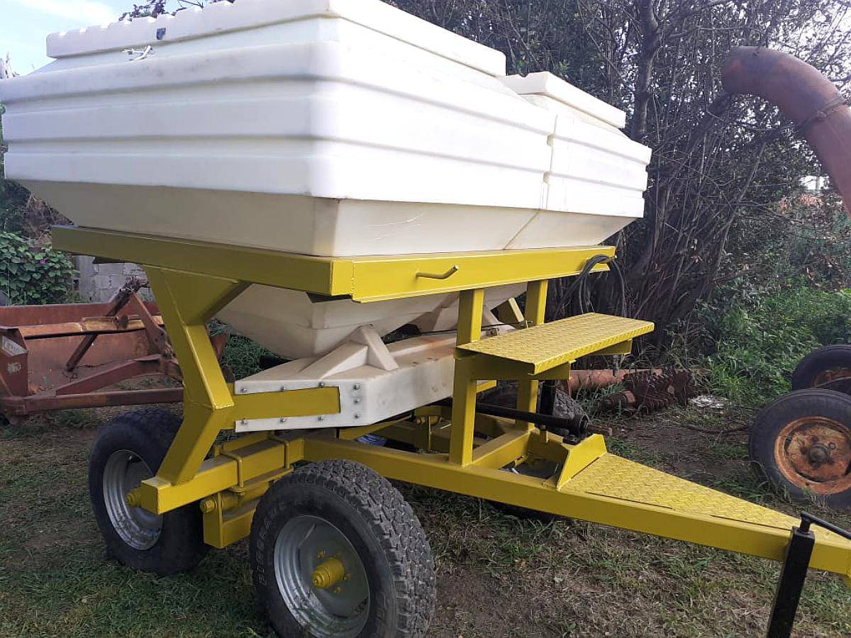 Fertilizadora Pozzi EDR 3000 ,
