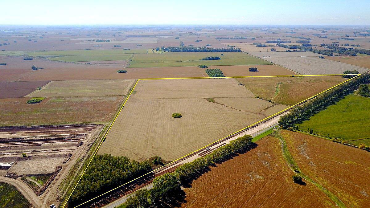 75 Has Campo Agrícola Sobre Ruta 8 en la Luisa