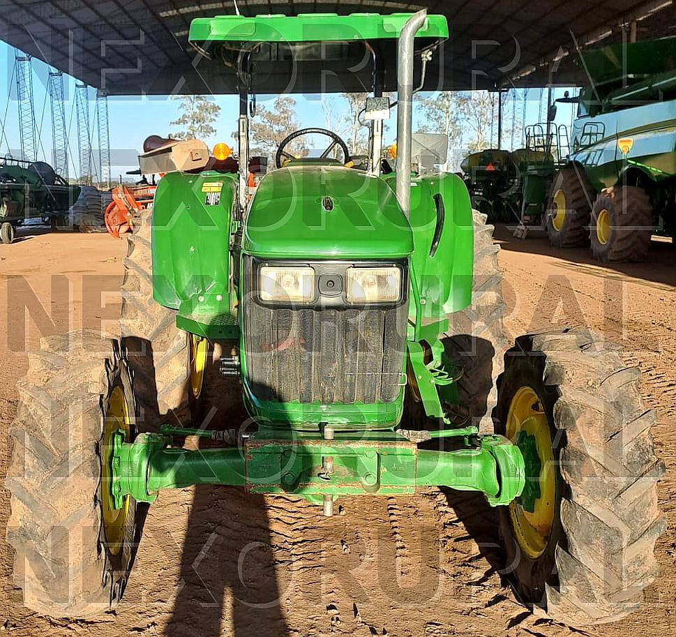 John Deere 5090e-30 PR con 3 Puntos, 2vcr y Techo año 2016.