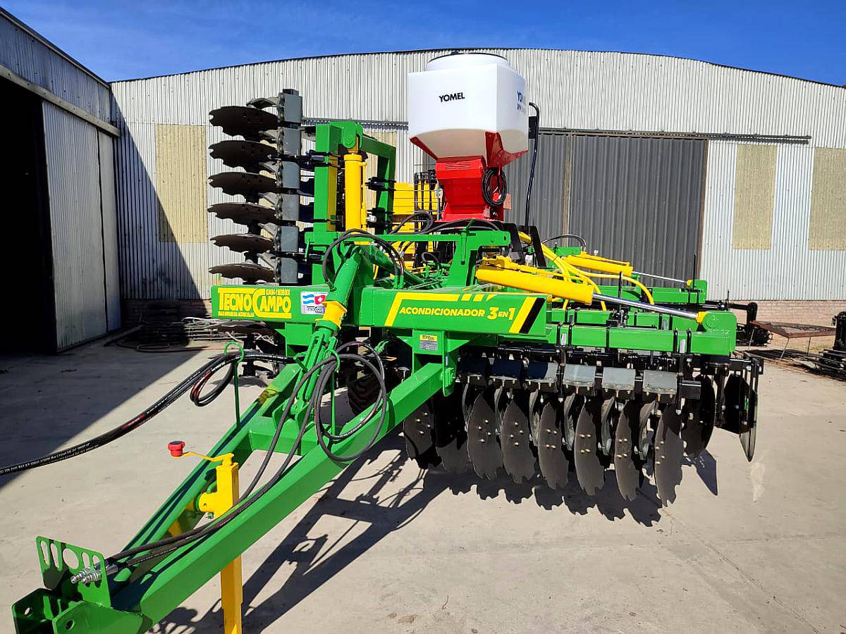 Acondicionador de Suelos 3 en 1 + Sembradora Tecno Campo