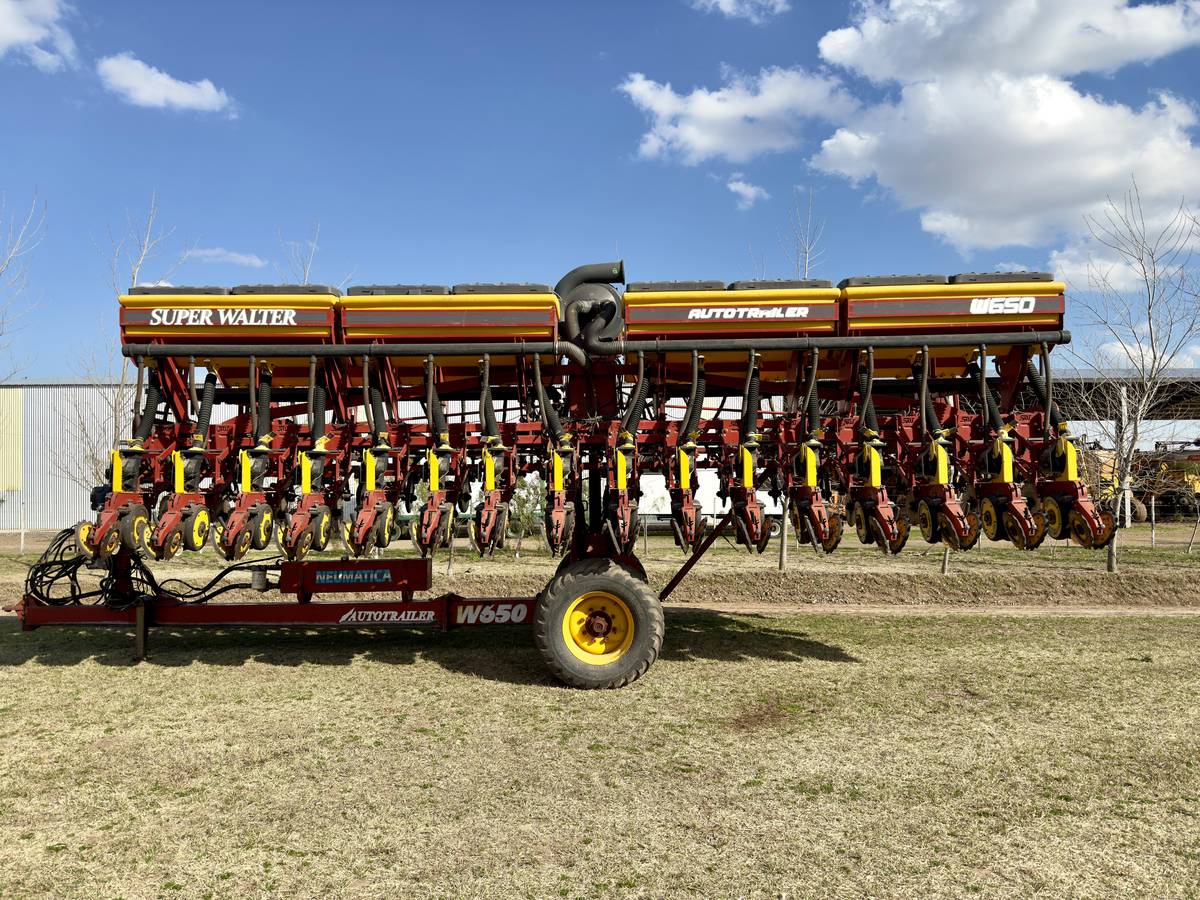 Súper Walter W630 Auotrailer 16/52 Neumática Variable