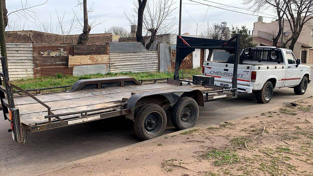 Trailer de Auxilio Basculante de 5 X 2