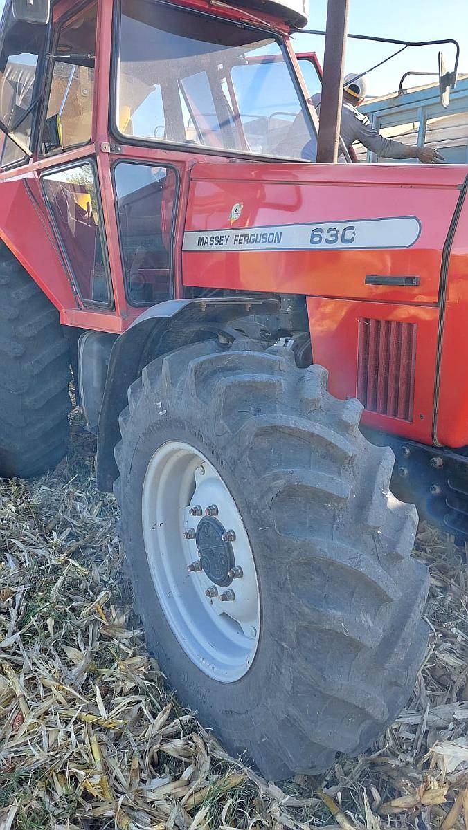 Tractor Massey Ferguson 630 2008