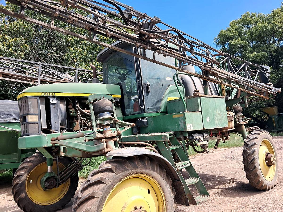 Pulverizadora John Derre 4700