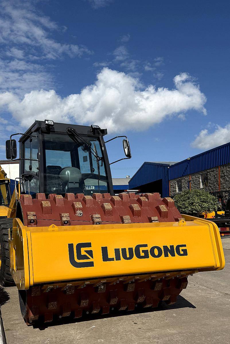 Rodillo Compactador Combinado Liugong 6114e 14tn Anticipo