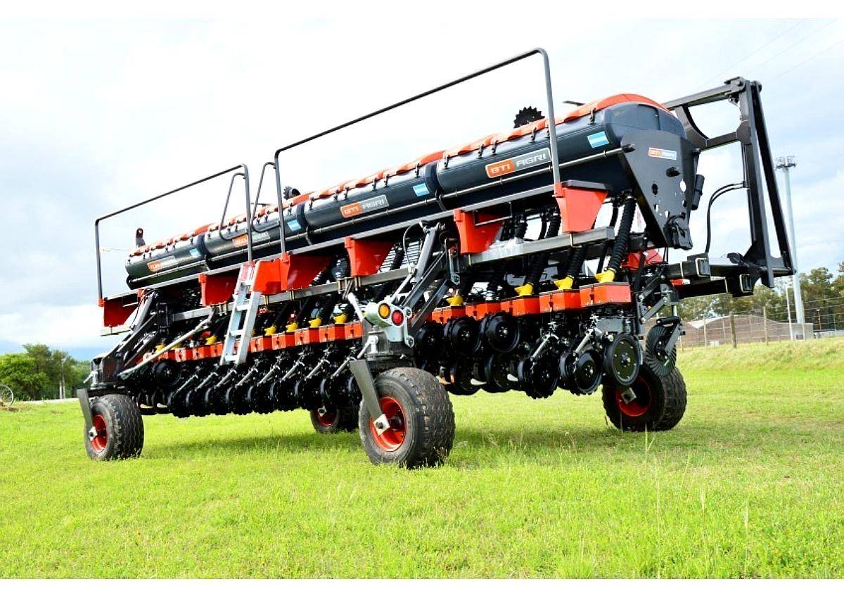 Sembradora de Grano Fino BTI Agri RB8500