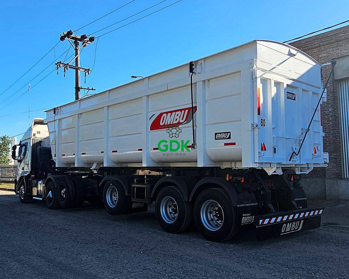 Batea Volcadora Trasera 3 Ejes 46 M3. Ombu