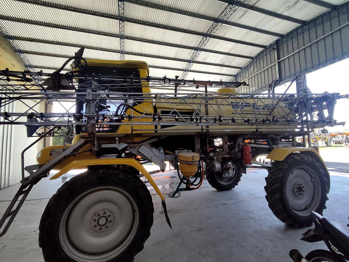 Pulverizadora Pla MAP 2700 BT Trocha 2,62 2006