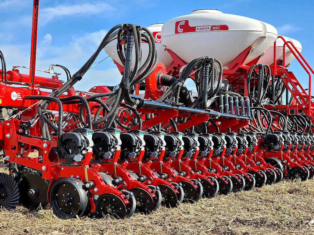 Sembradora Crucianelli Plantor 2452
