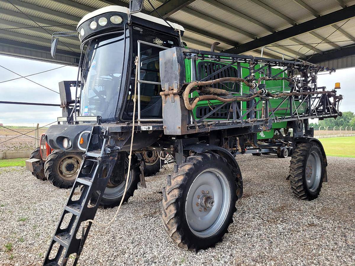 Pulverizadora Metalfor 3200 año 2011