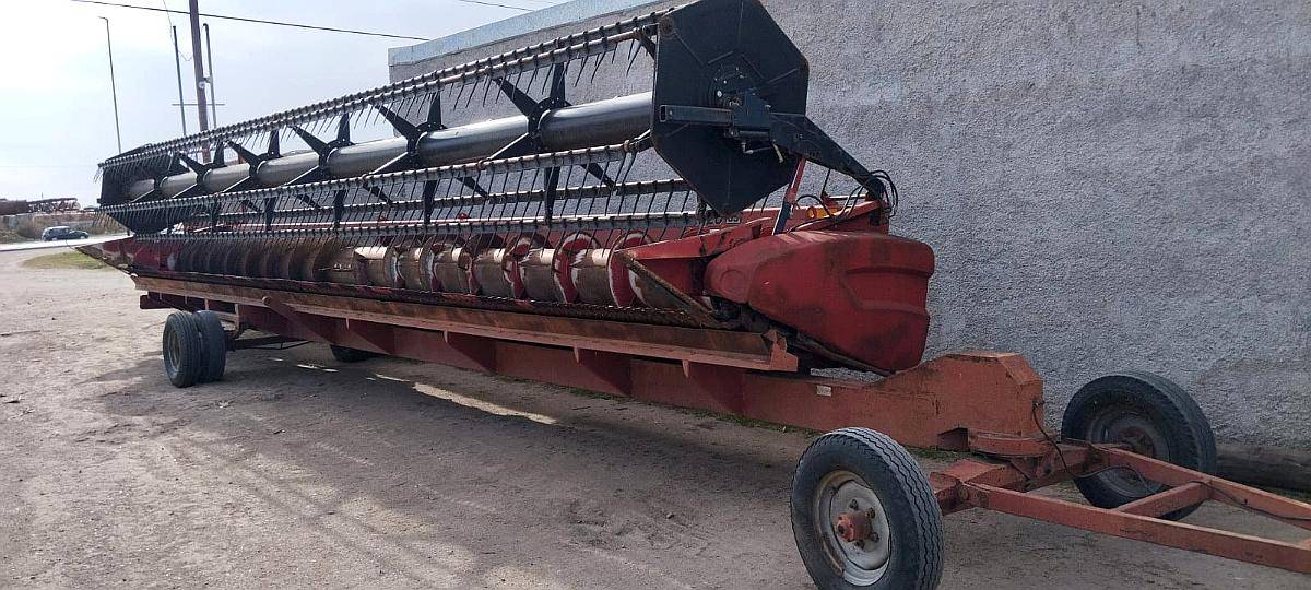 Plataforma Case IH, año 2012, 35 Pies, Doble Bocha de Mando