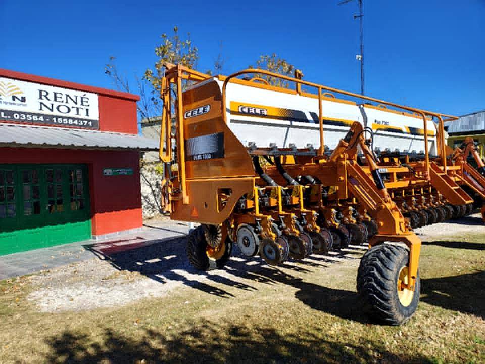 Cele de 16 a 42 con Fert en Linea 800 Ha de Nueva