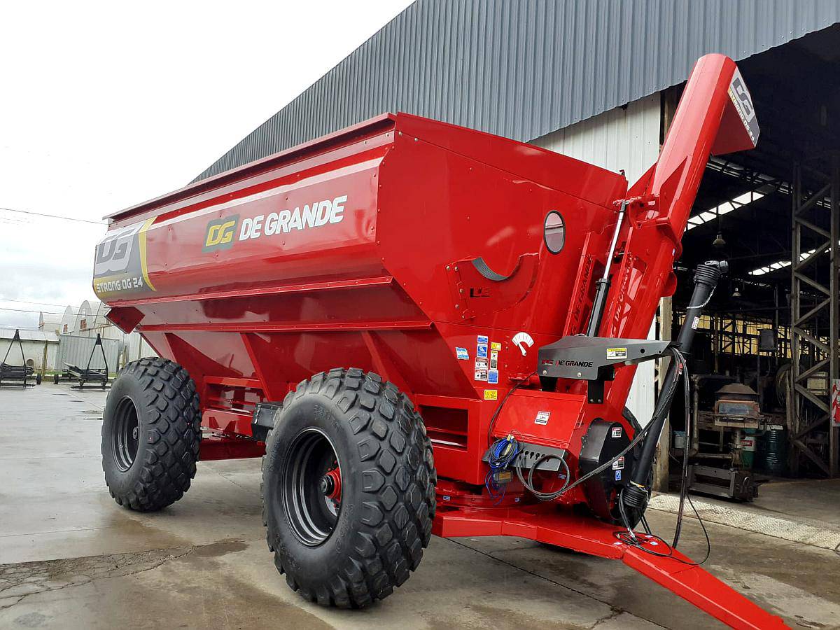 Tolva Autodescargable de Grande 24 Ton.