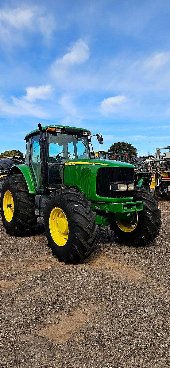 Tractor John Deere 7515. año 2010.