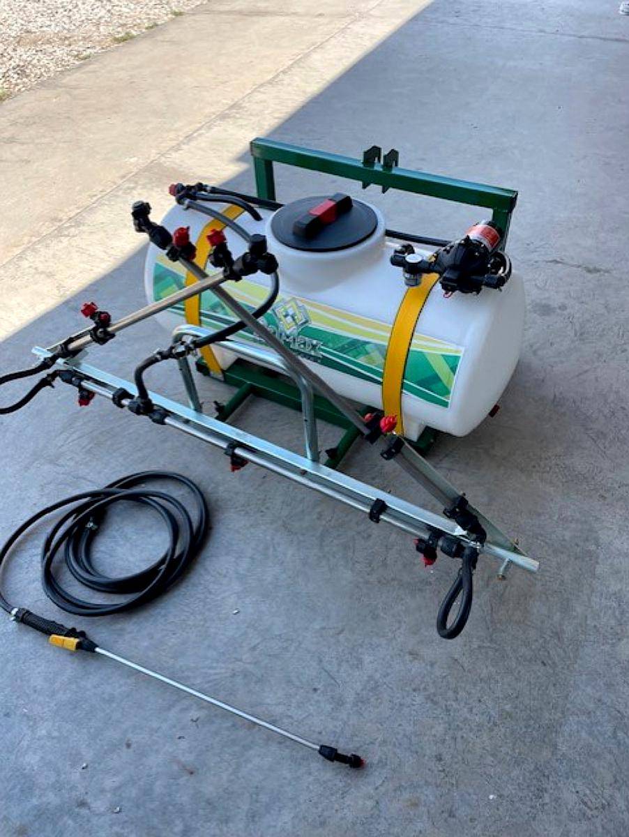 Mini Pulverizador RM120 con Barral Rebatible