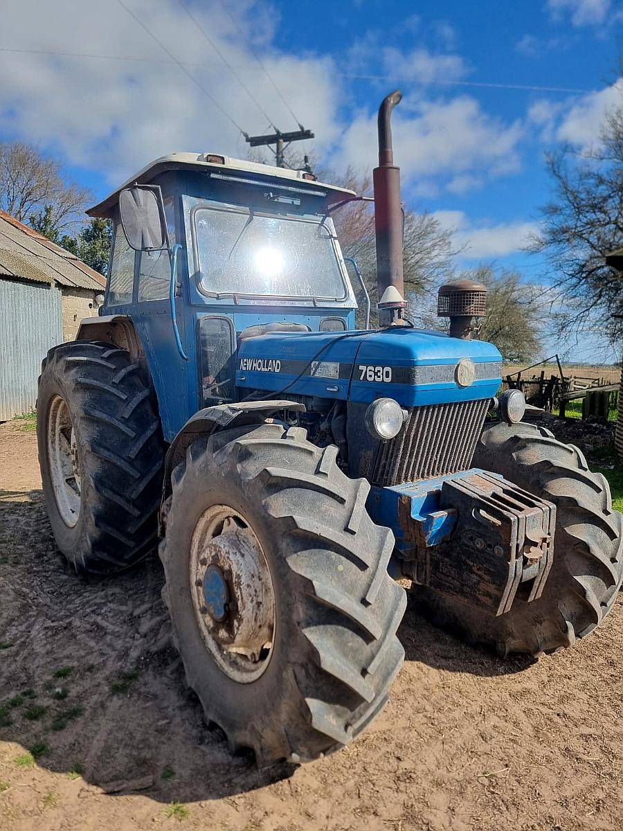 Tractor New Holland 7630