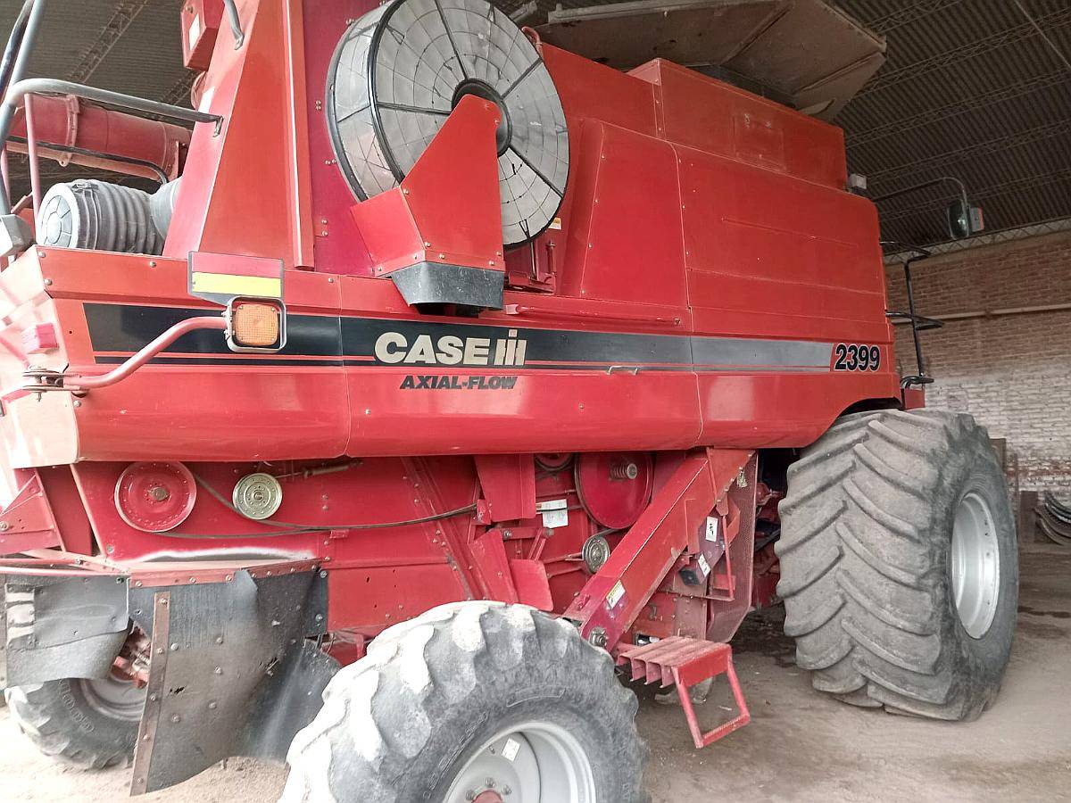 Cosechadora Case IH 2399, año 2008, Plat 30, 500 Hs REP