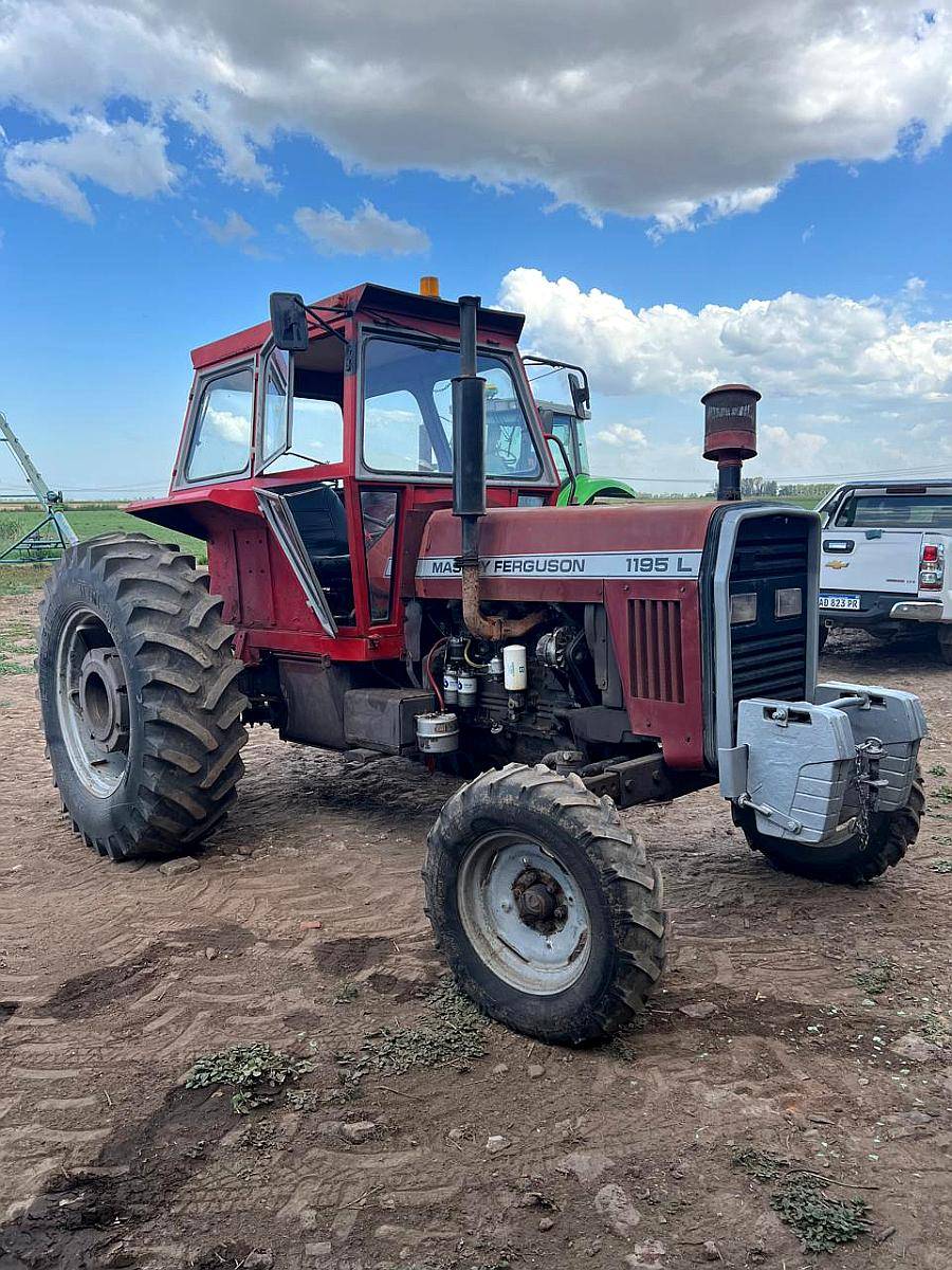 Tractor Massey Ferguson 1195