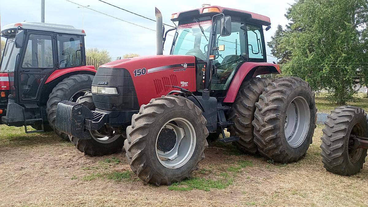 Case Maxxum 150, con Piloto
