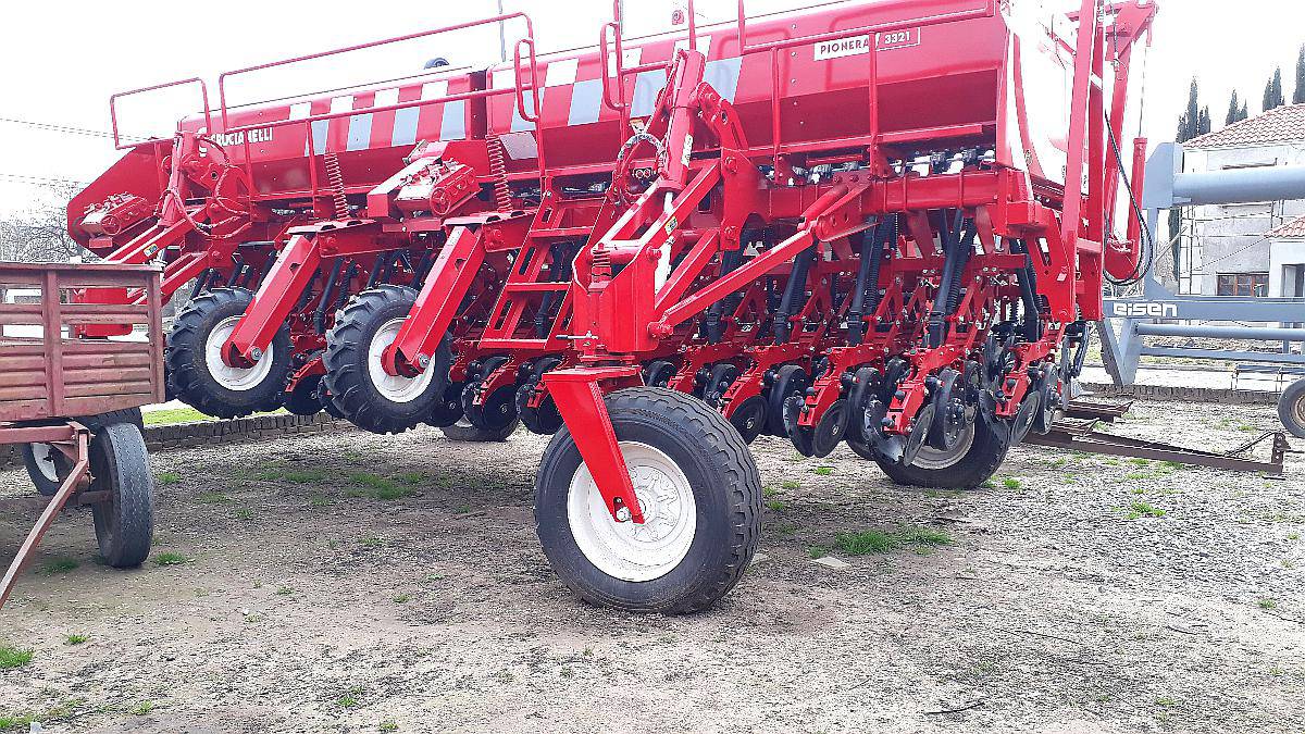 Sembradora Crucianelli 3321 Disponible o km
