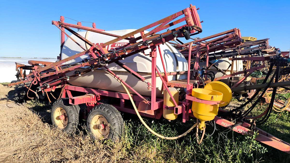 Pulverizadoras de Arrastre Corti Balancin 3000