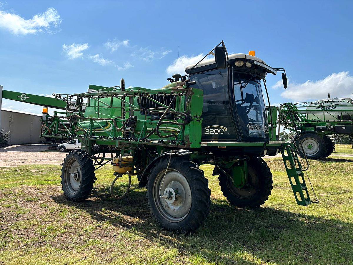 Pulverizadora Metalfor Multiple 3200 año 2008