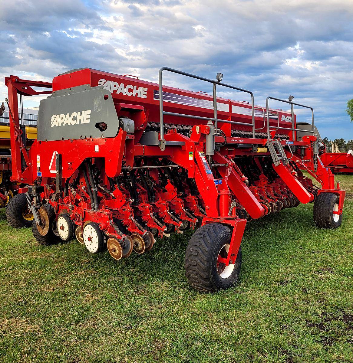 Apache 54.000 de 41 a 17 y Kit de Gruesa a Placa