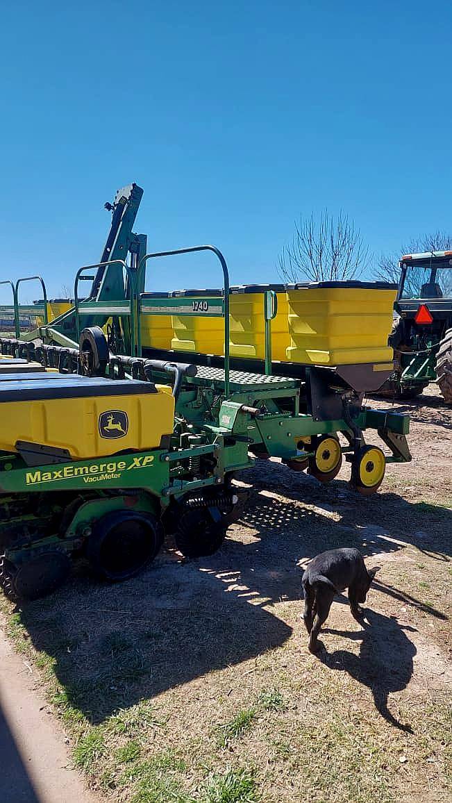 Vendo Sembradora John Deere 1740