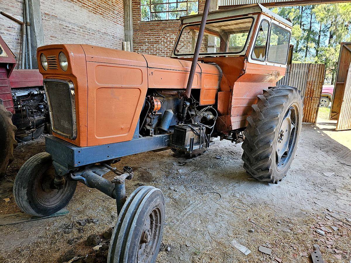 Tractor, Fiat 700 S, Control, Dirección, Permuto