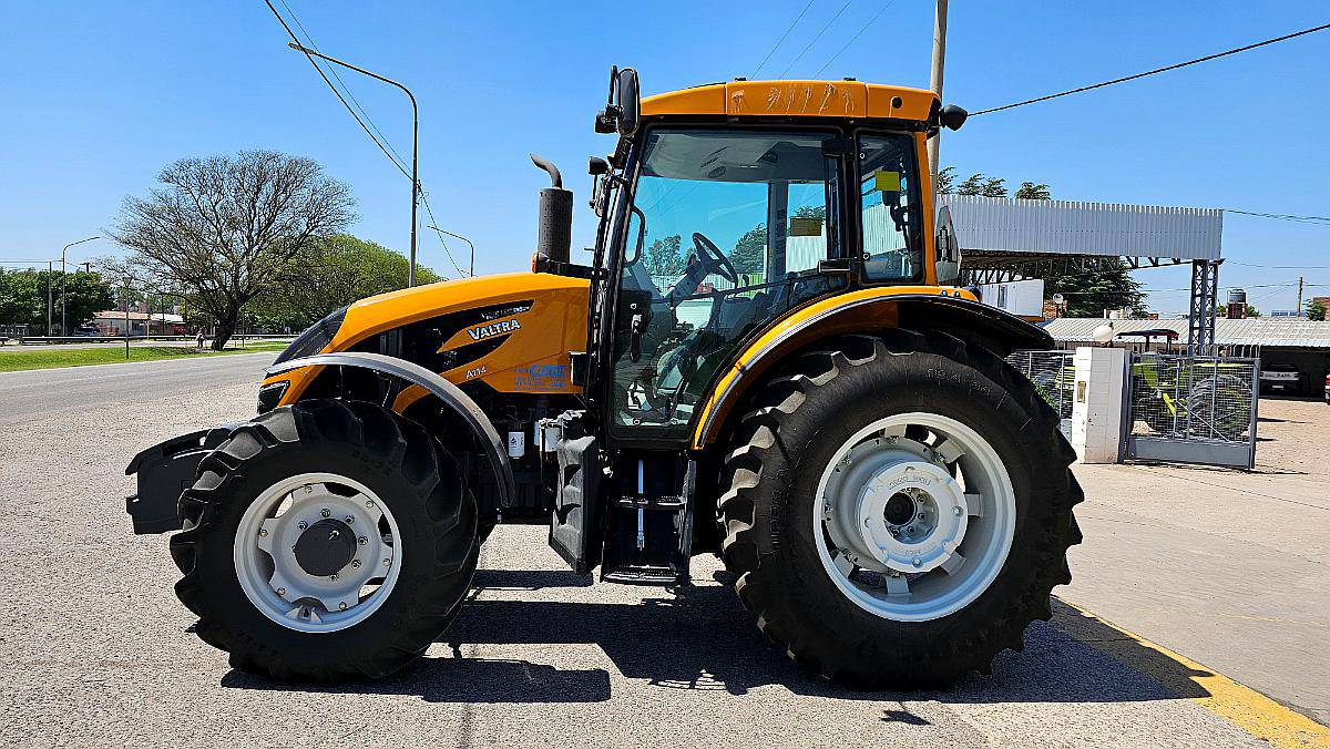 Valtra A114 - 2022 - 1° Mano - 959 Horas