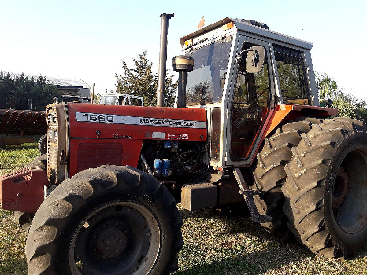 Massey Ferguson 1660 DT Año 1998 Agroads