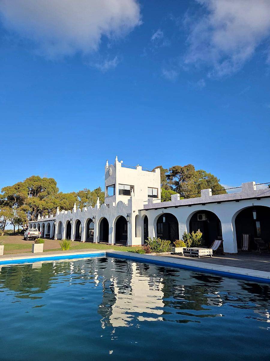Estancia Modelo + Frigorifico -unica 300 Ha Bahia San Blas