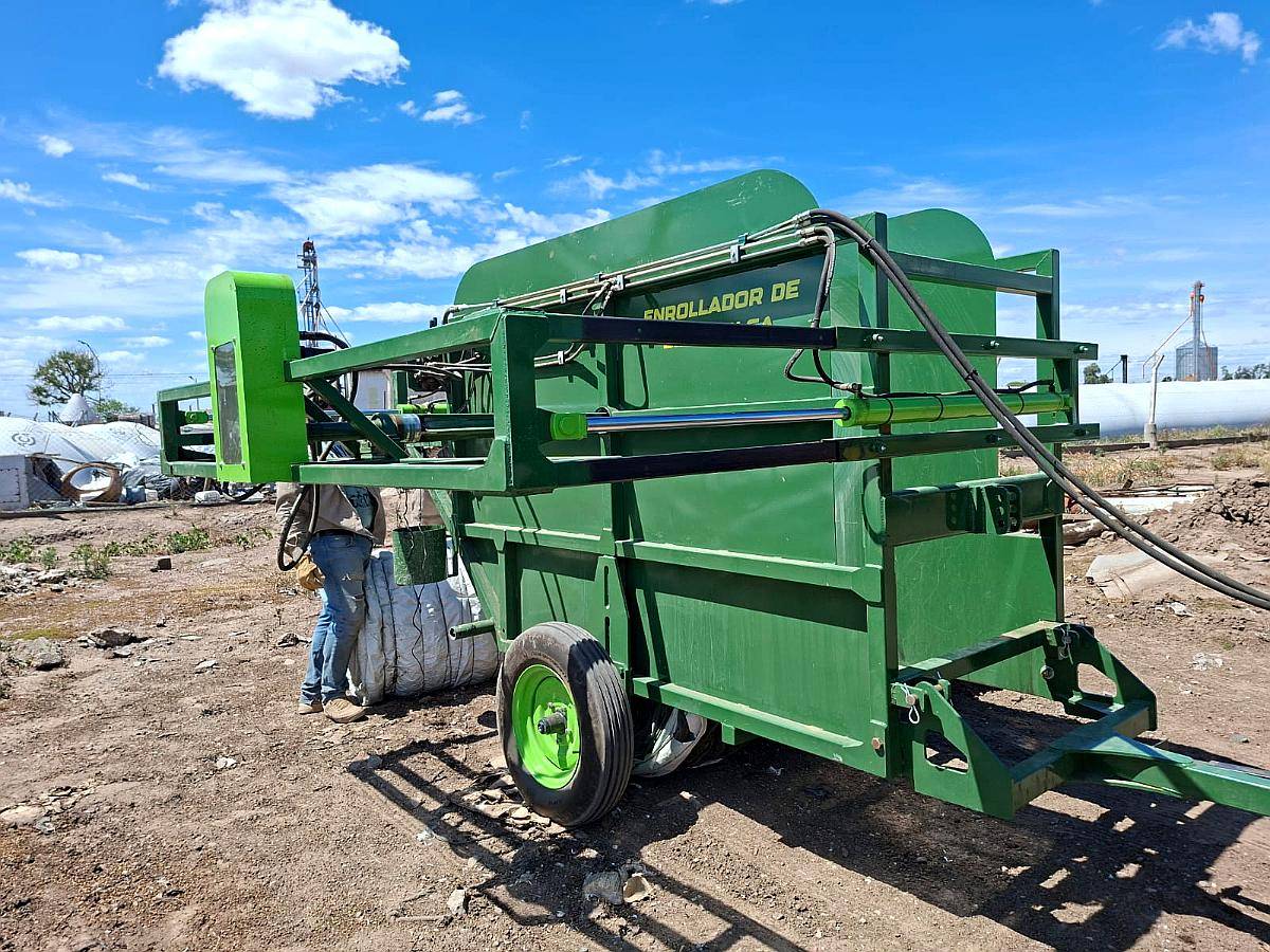 Enrolladora para Desechos de Silobolsa Bernardin