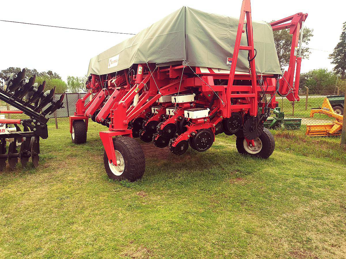 Sembradora Pionera 39 a 17 cm con Kit Mecánico 20 a 35 Nueva