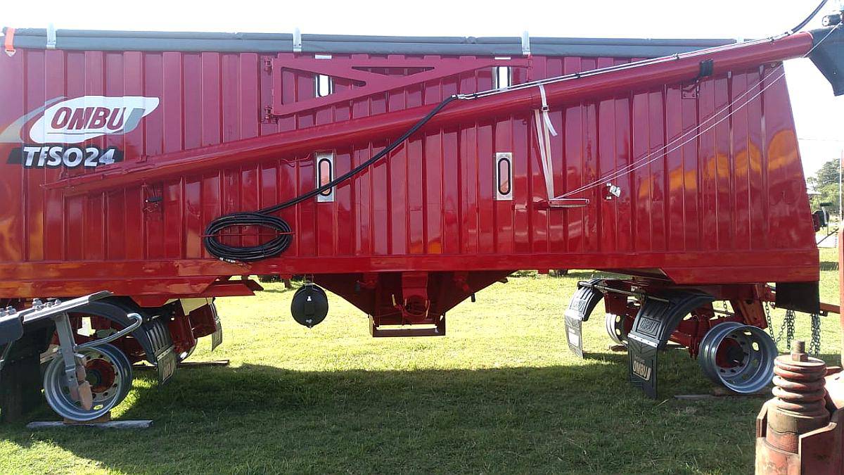 Acoplado Tolva Fertilizantes y Semillas Ombu Tfso 24