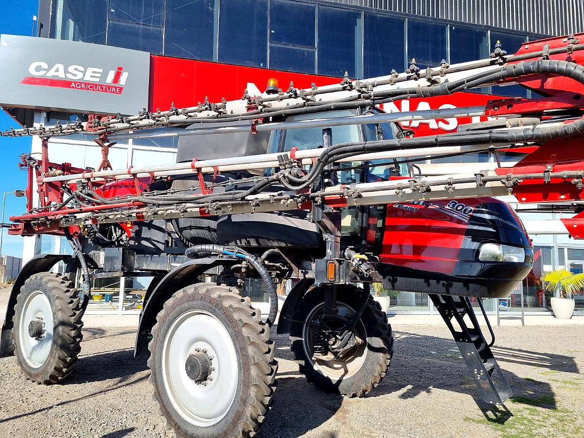 Pulverizador Autopropulsado Case IH Patriot 300 - 36 Metros