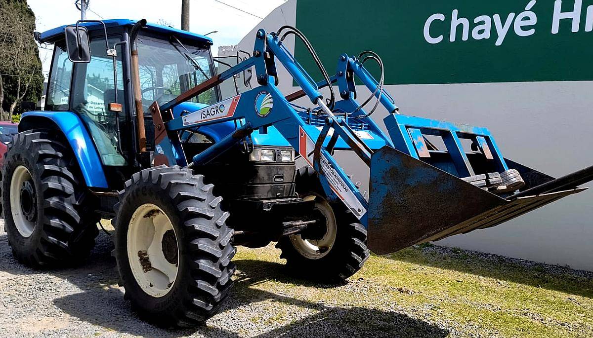 Tractor New Holland TS 6040 con Pala Usado
