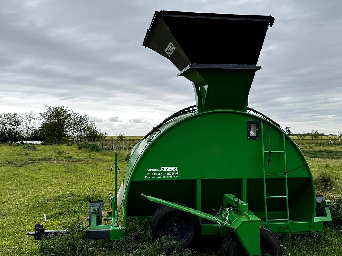 Embolsadora Febra Seminueva .