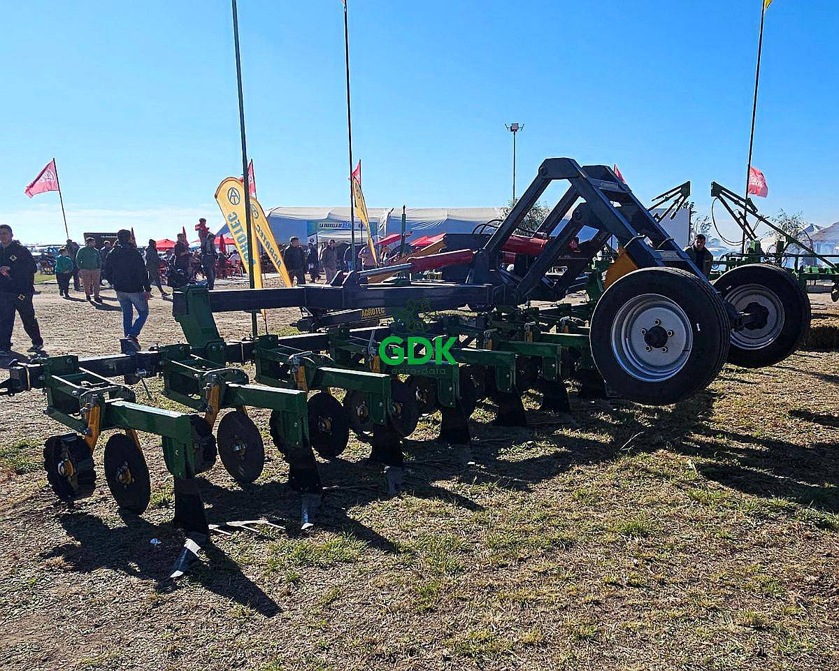 Carpi Ancho de Trabajo 9.1 Mts a 70 CM. Agrotec