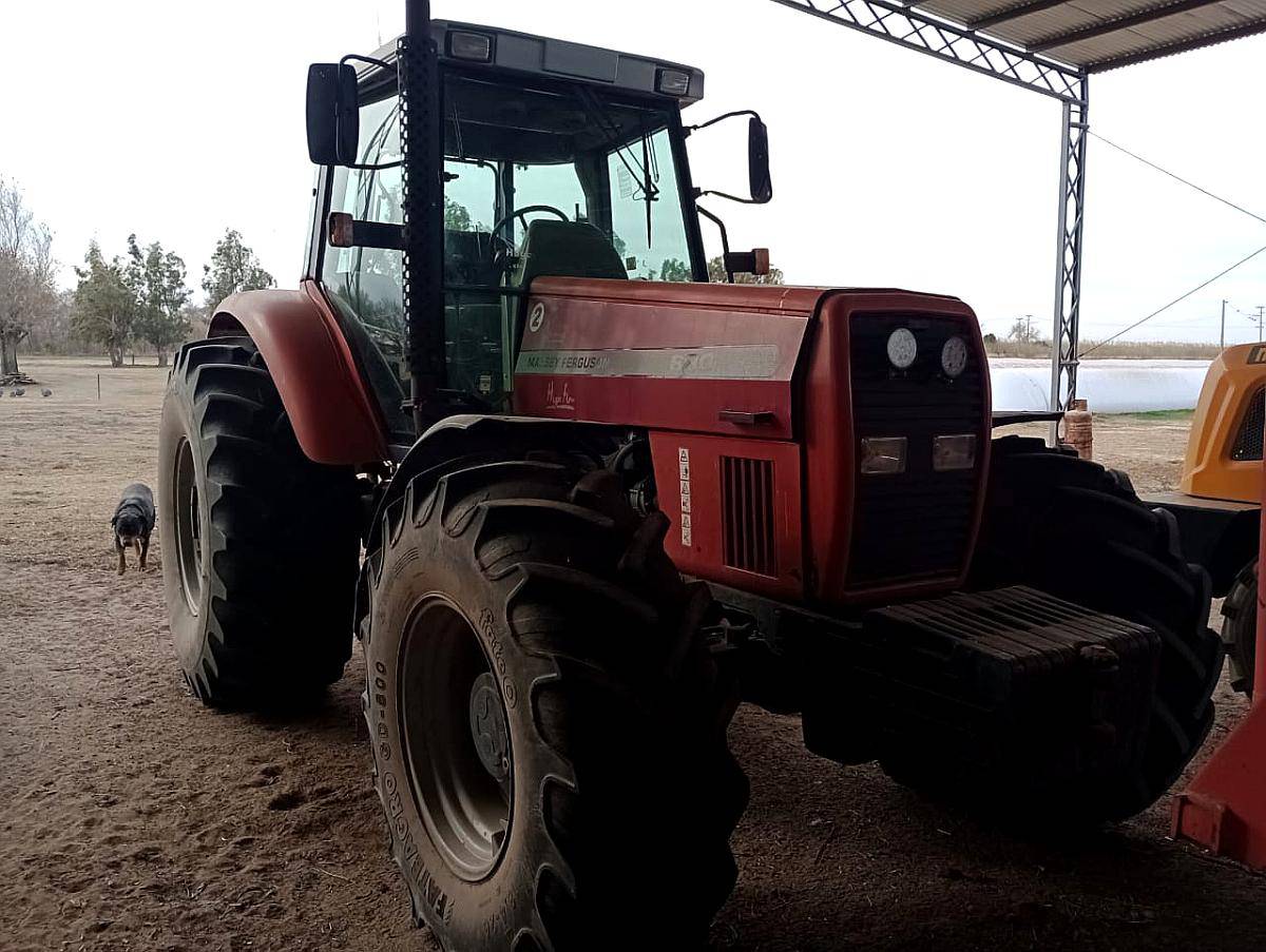 Massey Ferguson 680 - año 2005