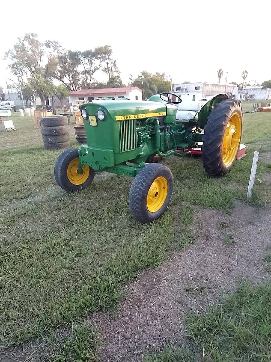Tractor John Deere 1420 con Desmalezadora Año 1995 Agroads
