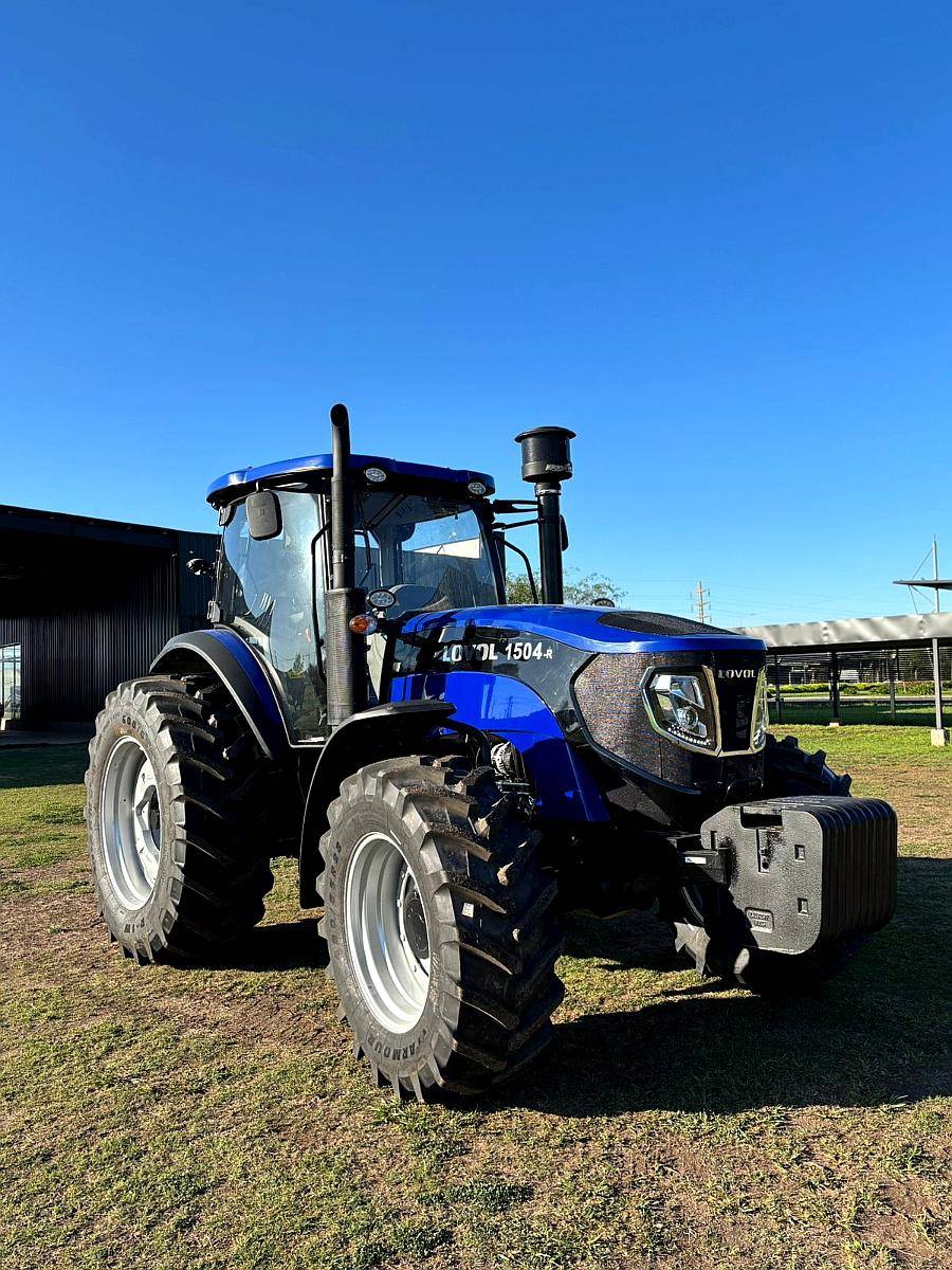 Tractor Lovol Modelo 1504 , 150 HP , 4x4, Nuevo.
