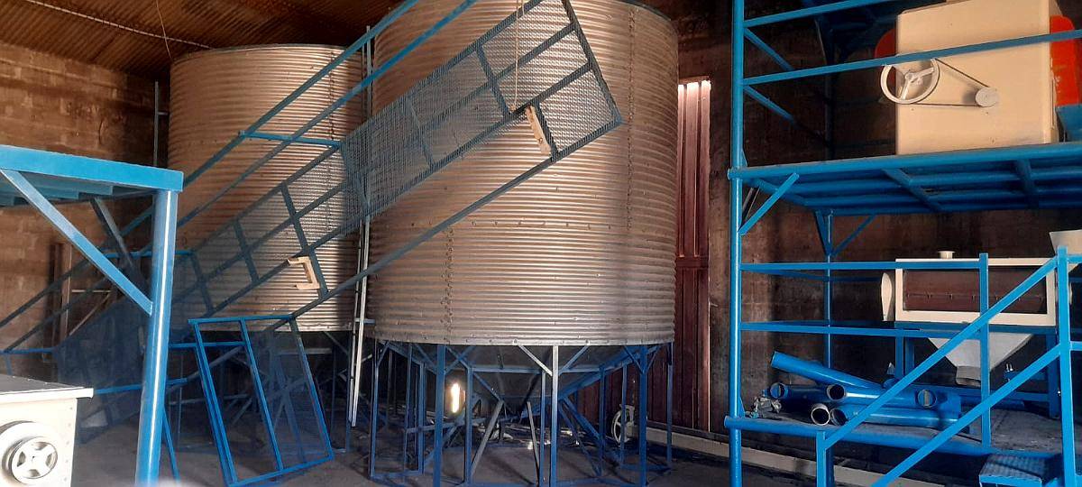 2 Silos 40 TN Cada Uno.