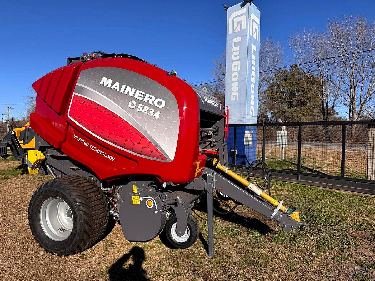 Rotoenfardadora con Cutter Mainero 5834