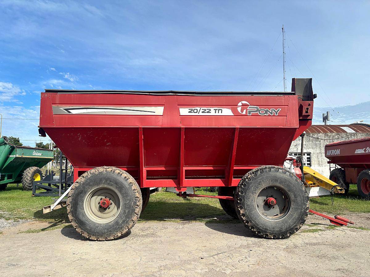 Tolva Usada Marca Pony 20 TN C/gomas-bza ( Tl223)